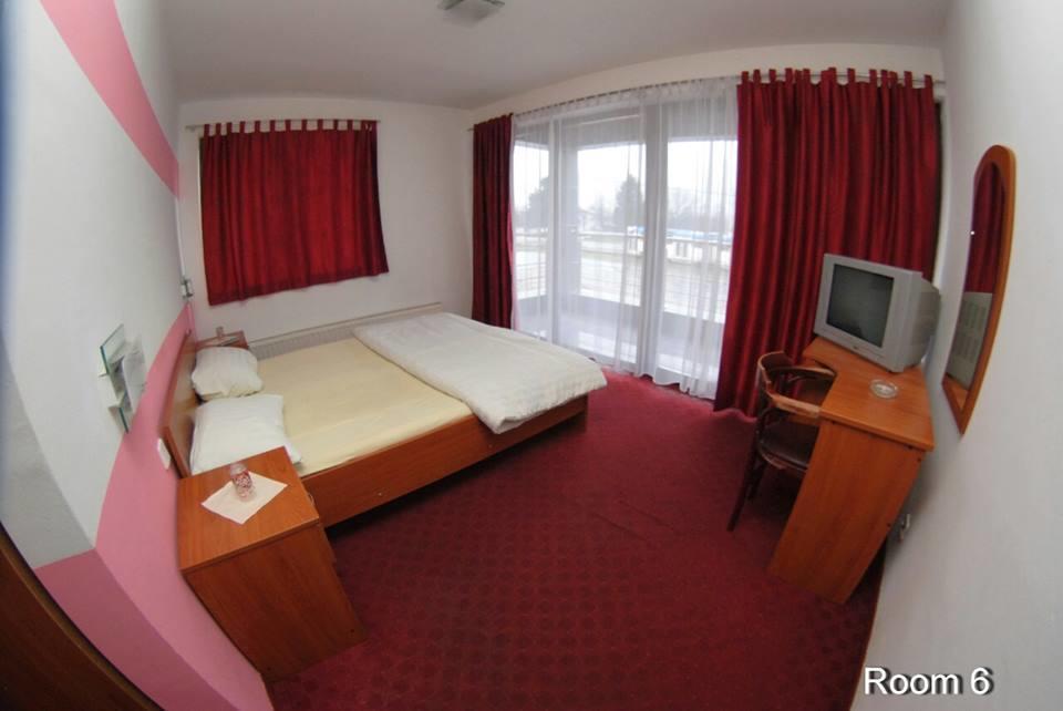 Motel Bella Italia Илиджа Экстерьер фото